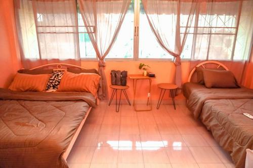 Albergue Dinba Poshtel