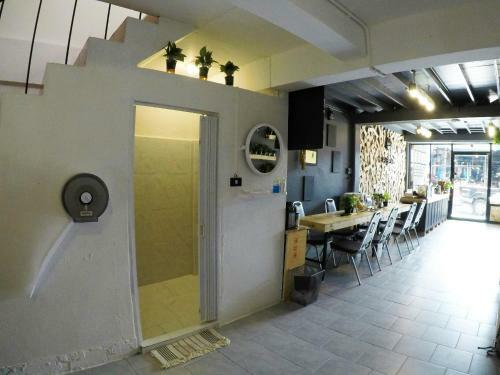 Albergue Dinba Poshtel