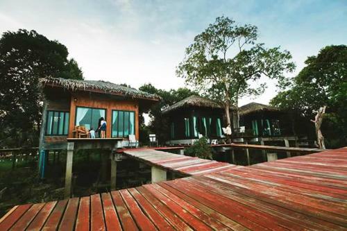 Hotel Charn Mai Chai Lay