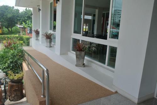 Phaiboon Place Hotel