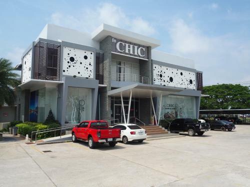 The Chic 101 Hotel