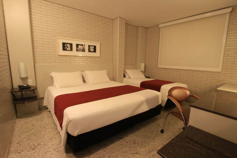 Hotel Confiance Batel
