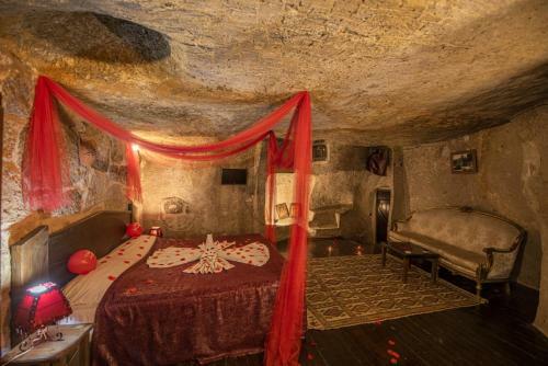 Cappadocia Antique Gelveri Cave Hotel