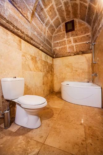 Cappadocia Antique Gelveri Cave Hotel