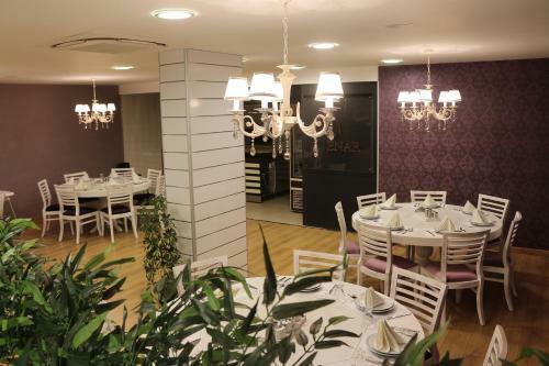 Enar Hotel