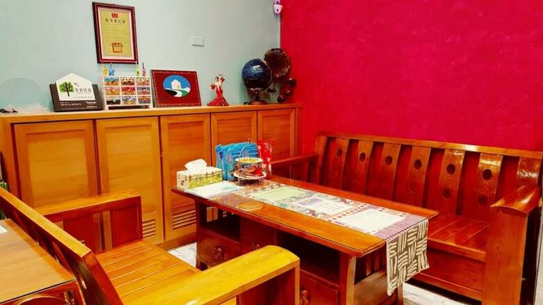 Bed & Breakfast Village Hostel