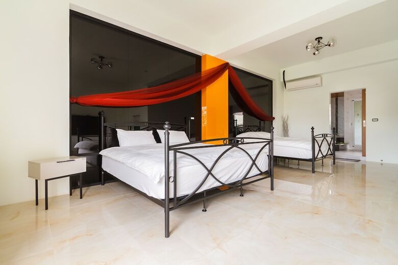 Hotel Lin's Home