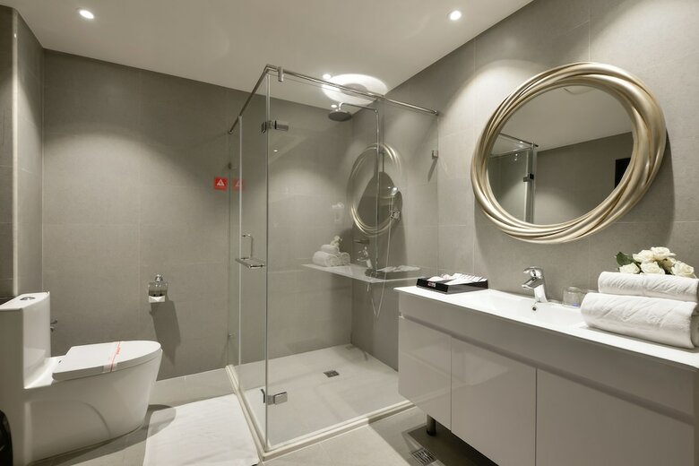 M Hotel