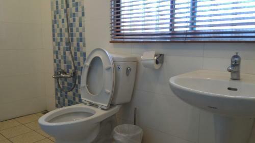 Hostal Eight View