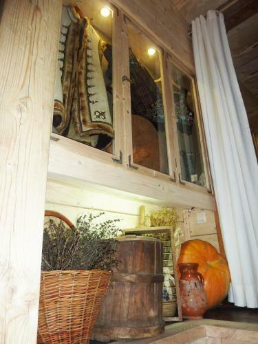 Hostal Salamandra Village