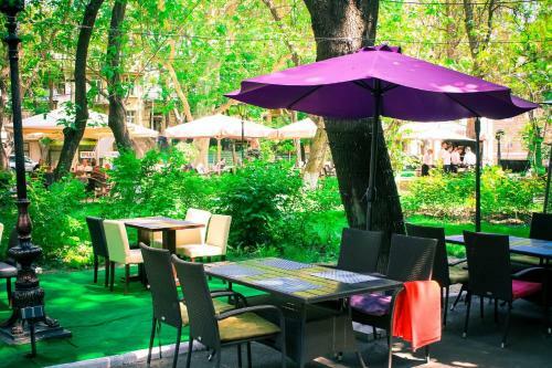 Hotel Maman