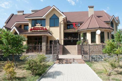 Strelets Hotel