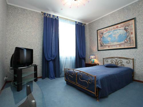Paradise Hotel