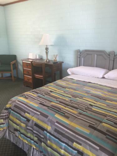 Lake Point Motel