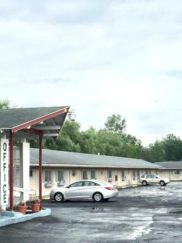 Motel Travel Inn (formerly Scottish Inn)