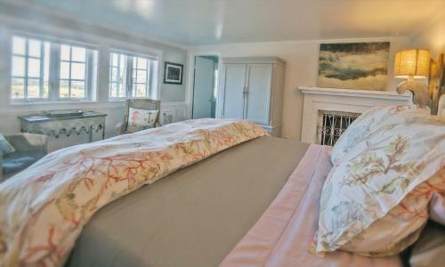 Dungeness Barn House Bed And Breakfast