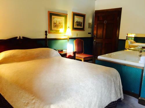 Posada Afton House Inn