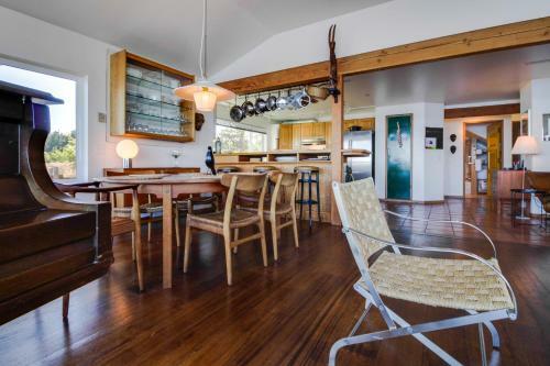 The Artists' Beachhouse