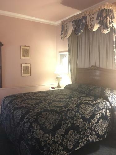Bed & Breakfast Cedar Grove Mansion Inn & Restaurant