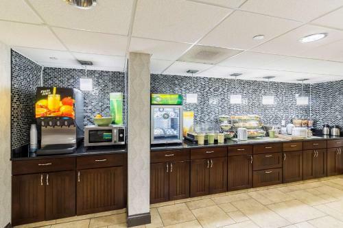 Motel Quality Inn And Suites - Arden Hills