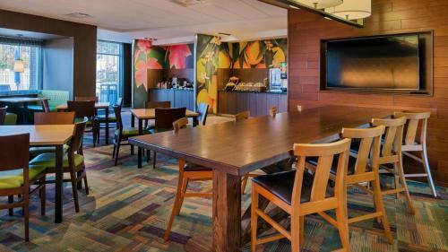 Hotel Fairfield Inn & Suites By Marriott Akron Stow