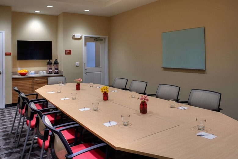 Hotel Towneplace Suites By Marriott Cleveland Solon