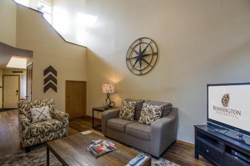 Skyline Condo 13