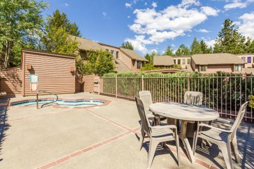 Skyline Condo 13