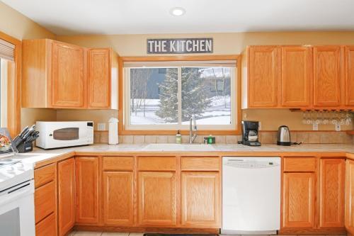 Twenty Grand Chalet