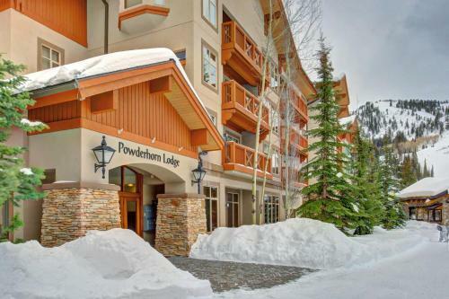 Powderhorn Lodge 102: Sego Lily Suite