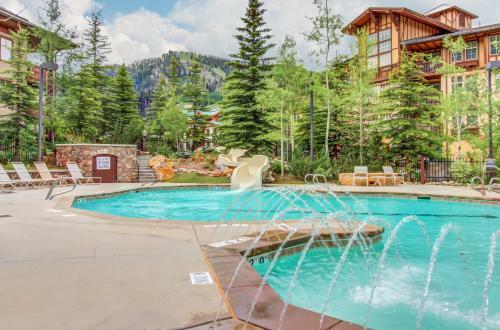Powderhorn Lodge 102: Sego Lily Suite