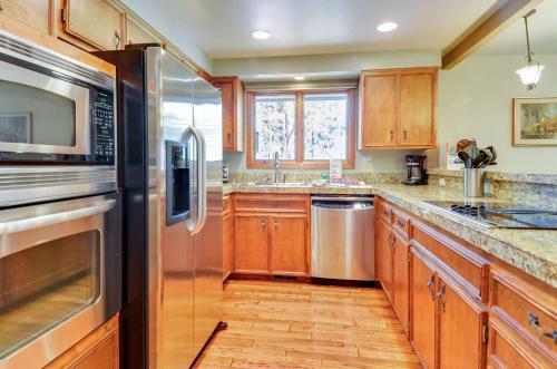 Conifer 9 Five-bedroom Home
