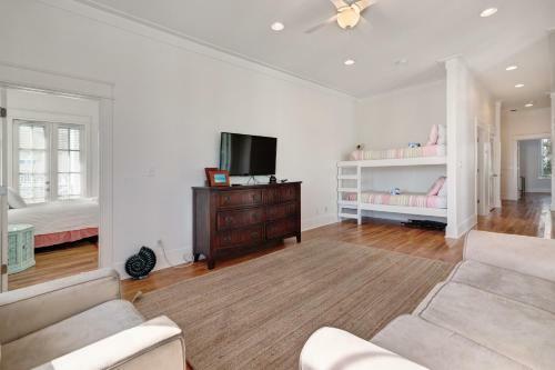 Seagrove Beach "golden Boy" 68 Chelsea Loop (house)