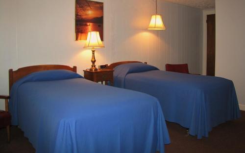 Colebrook Country Club & Hotel