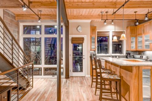 Blackhawk Townhome 2835