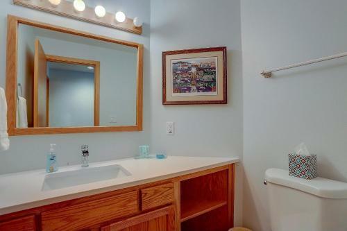 34 Fairway Village