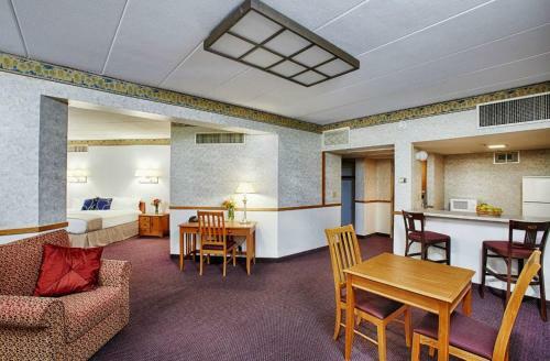 Hotel Deer Creek State Park Lodge And Conference Center