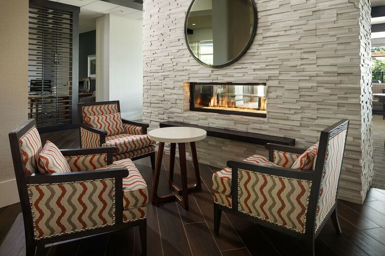 Hotel Homewood Suites By Hilton Teaneck Glenpointe
