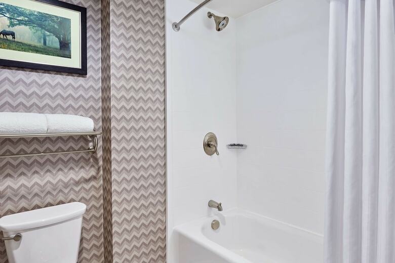 Hotel Homewood Suites By Hilton Teaneck Glenpointe
