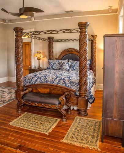 Bed & Breakfast Mcmillan Inn