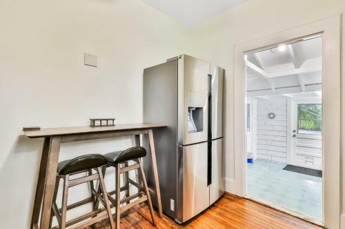 Charming Myrtle Bungalow