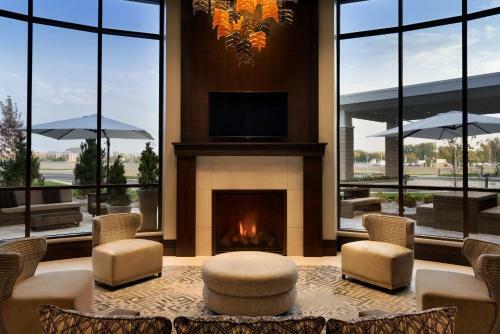 Hotel Embassy Suites By Hilton Syracuse Destiny Usa