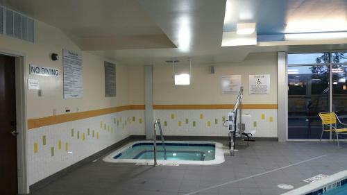 Hotel Fairfield Inn & Suites By Marriott Plattsburgh