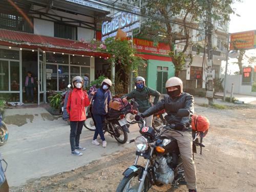 Giang Son Hostel