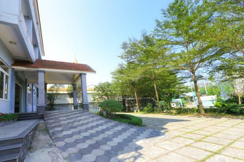 Bach Duong Hotel