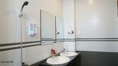 Hostal Victor Hotel