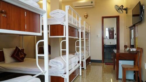 Hostal Victor Hotel