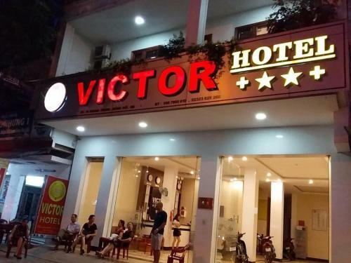 Hostal Victor Hotel