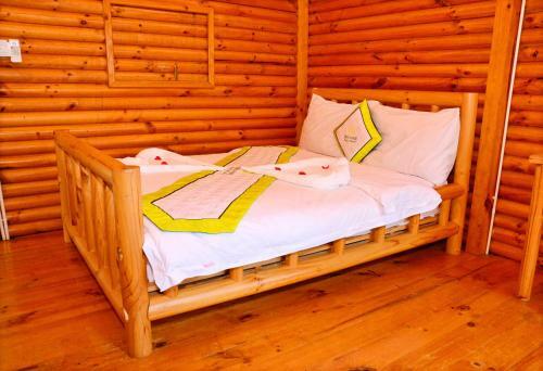Hotel Phu Ninh Lake Resort