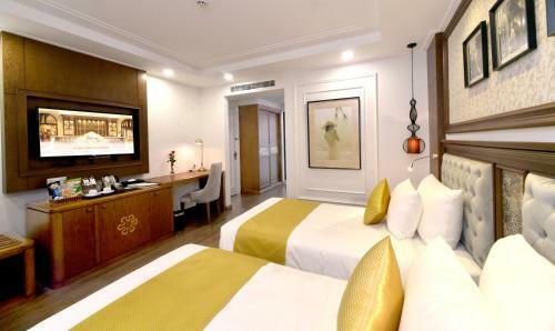 Garco Dragon Hotel 2